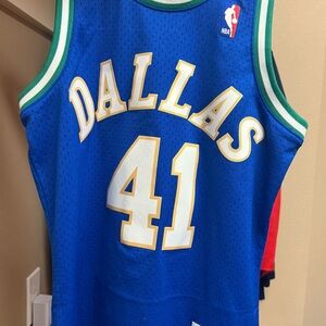 Dallas Basketball Dirk Nowitzki Jersey